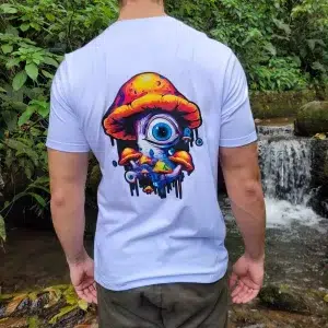 Camiseta Cogumelo Olho que tudo vê